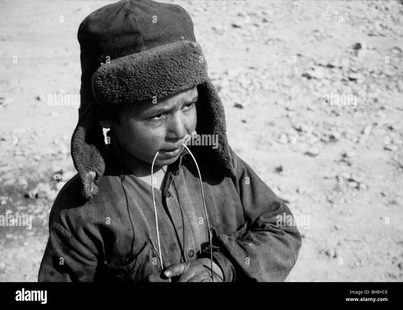 Garçon orphelin à Kaboul Afghanistan 1994 Banque D'Images