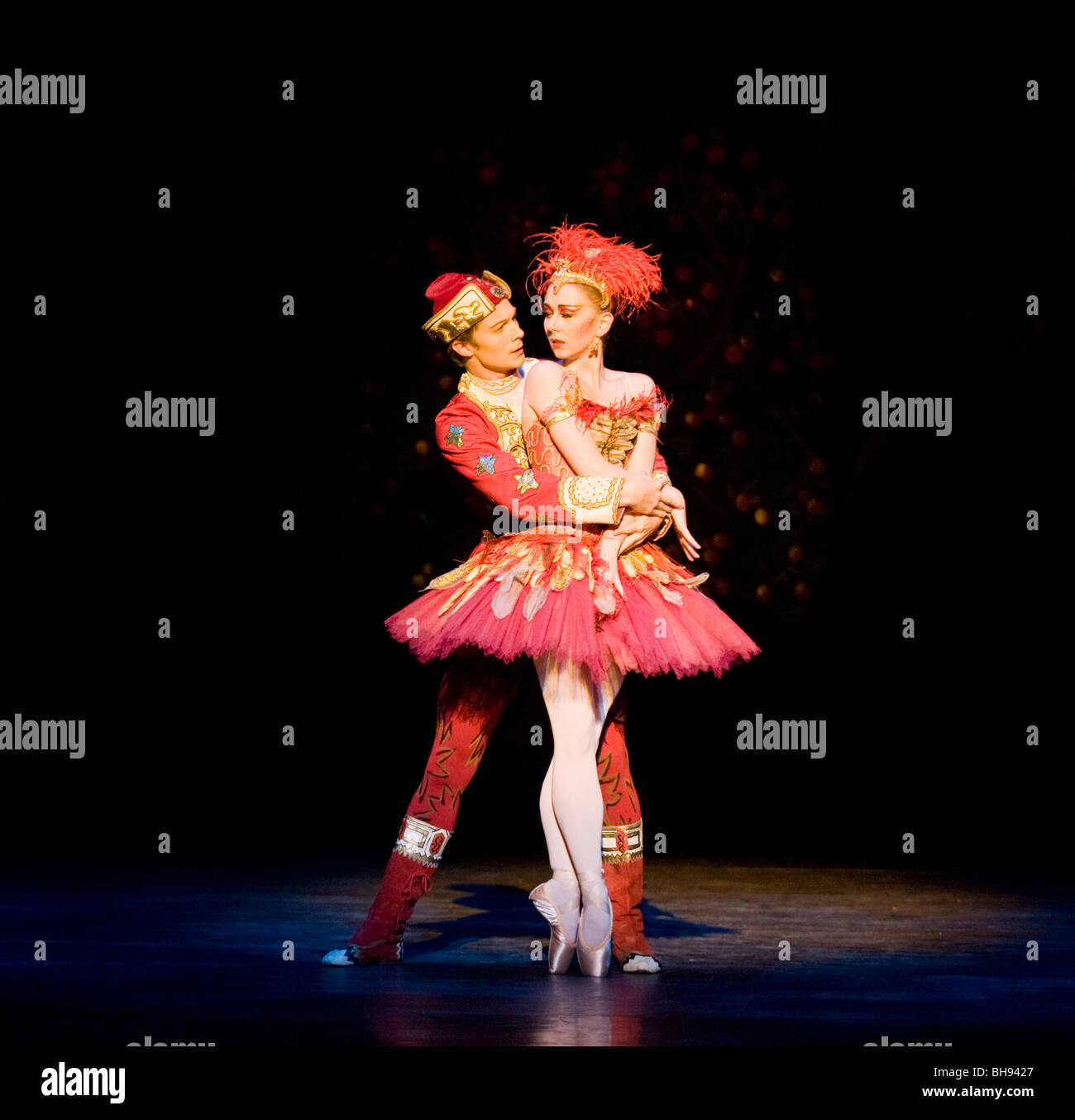 Birmingham Royal Ballet. L'Oiseau de feu. Banque D'Images