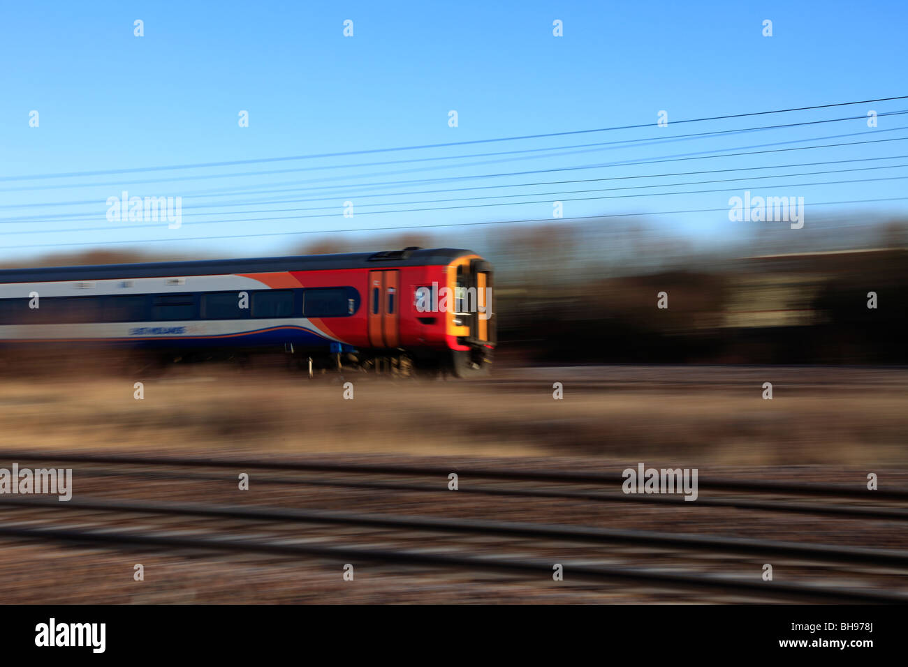 East Midlands floue excès de société d'exploitation des trains diesel de la classe 158 de la côte Est de l'unité de fer de ligne principale Cambridgeshire Banque D'Images