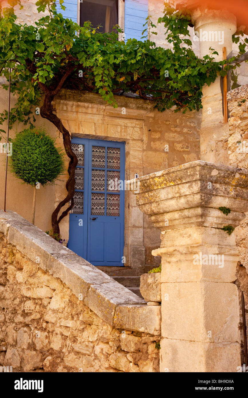 Porte d'accueil en Lacoste Provence France Banque D'Images