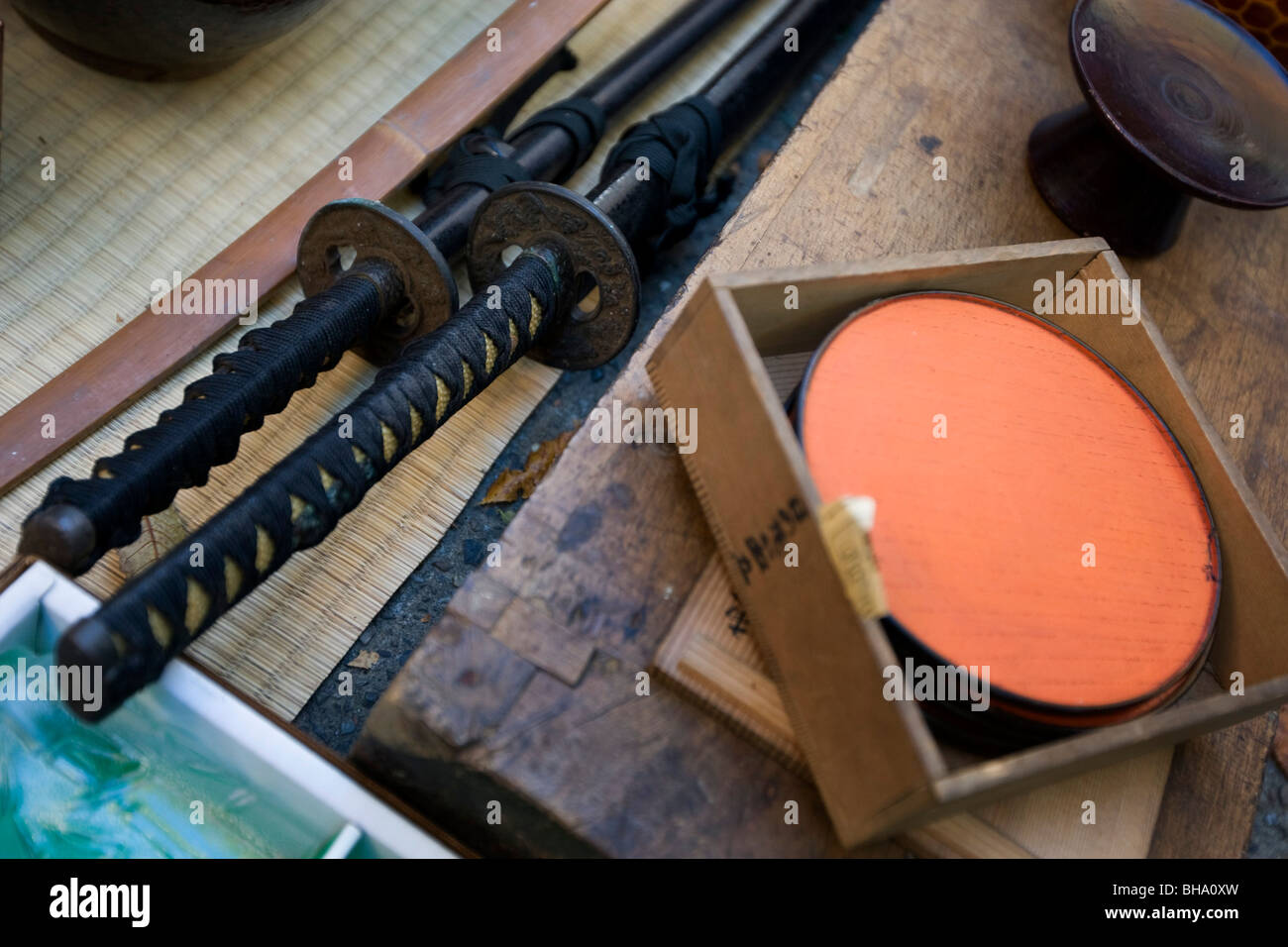 Formation épée samouraï, Tokyo, Japon Banque D'Images