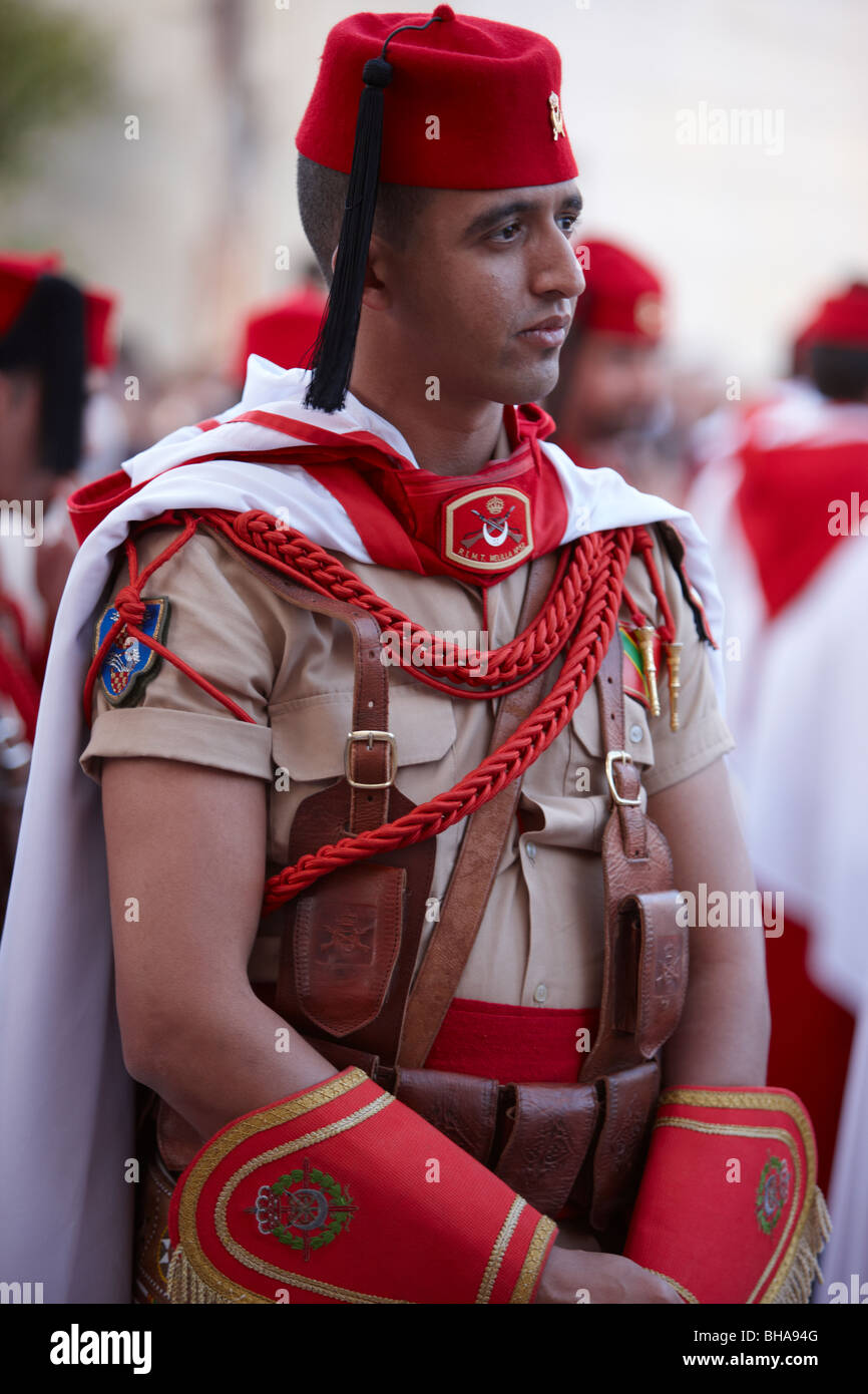 Un soldat dans la Semana Santa procession en Vera Malaga, Andalousie, Espagne Banque D'Images