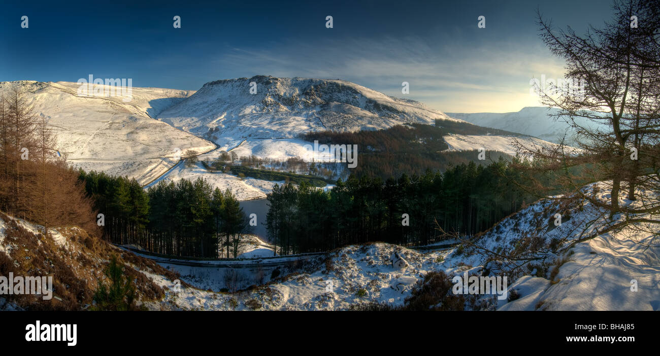Vue panoramique sur la vallée de Dovestone, Bellevue, Yorkshire, conseiller municipal à partir de la frontière du Lancashire Banque D'Images
