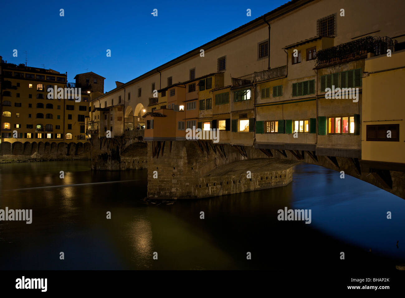 Crépuscule tourné de Ponte Vecchio, Florence, Italie Banque D'Images