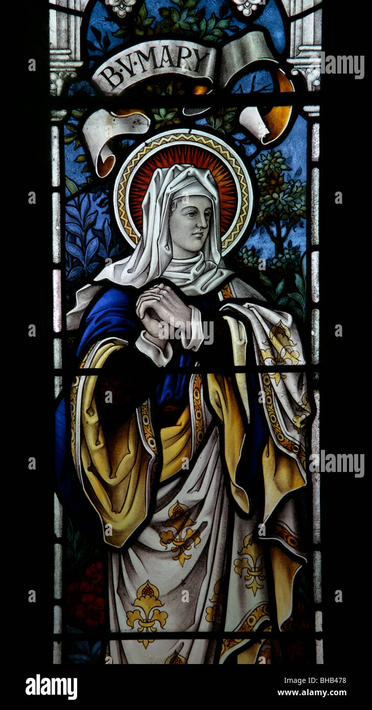 Un vitrail représentant la Vierge Marie, l'Église, North Yorkshire Hawnby Banque D'Images