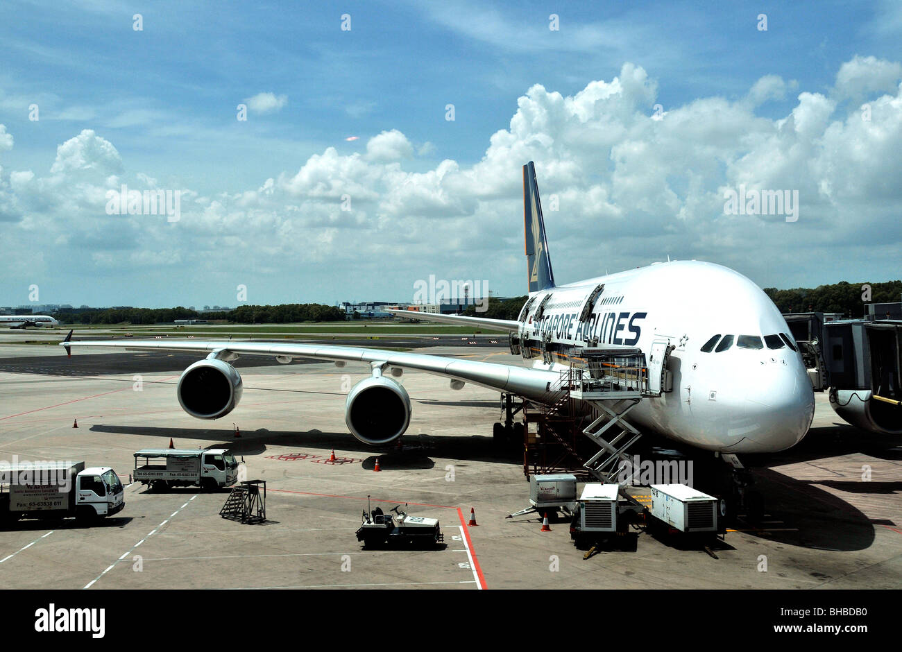 Airbus A 380 sur tarmack à la borne 3 de l'aéroport de Changi, Singapour Banque D'Images