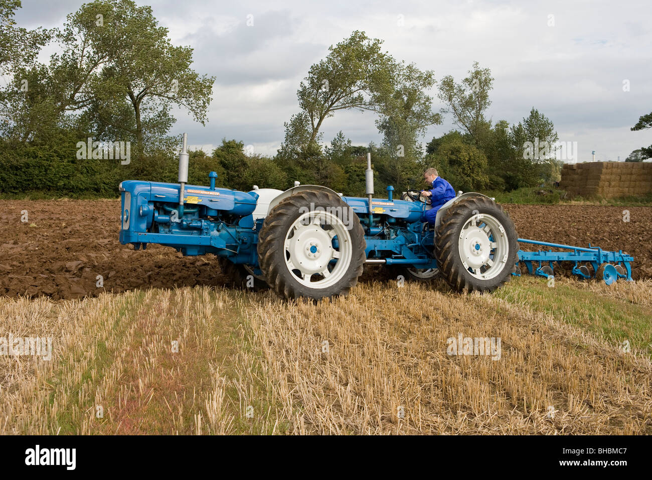 1964 Fordson Super Major/Doe d'entraînement Triple Duel Ser. N° D379 Banque D'Images