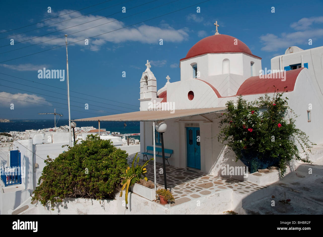 Église rouge à Mykonos, Grèce Banque D'Images
