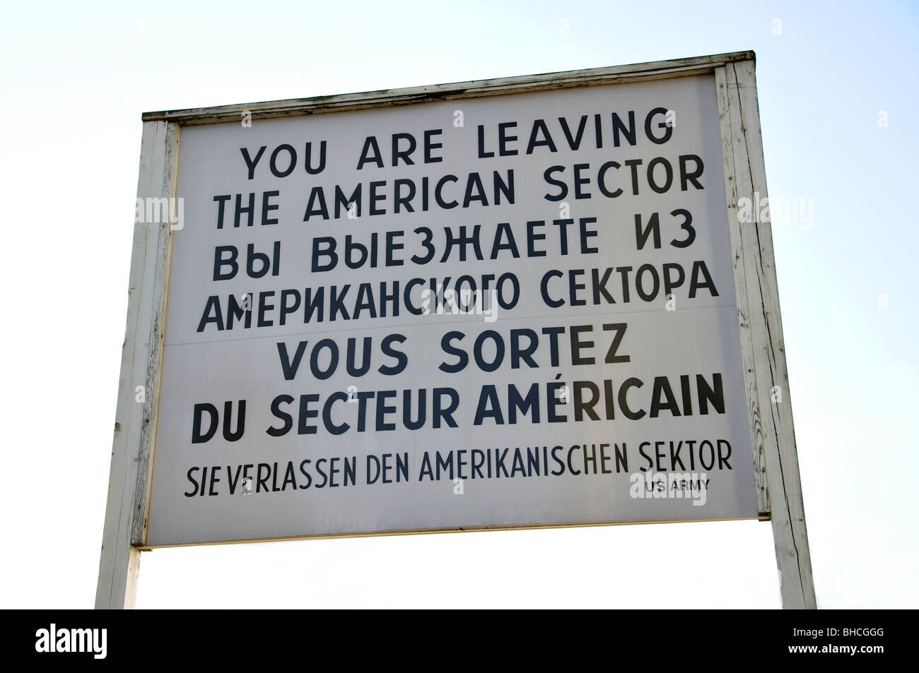 Signe de Checkpoint Charlie, Berlin, Allemagne Banque D'Images