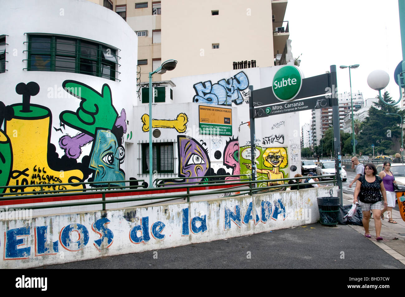 L'Argentine Belgrano Buenos Aires métro Town City graffiti peinture murale Banque D'Images