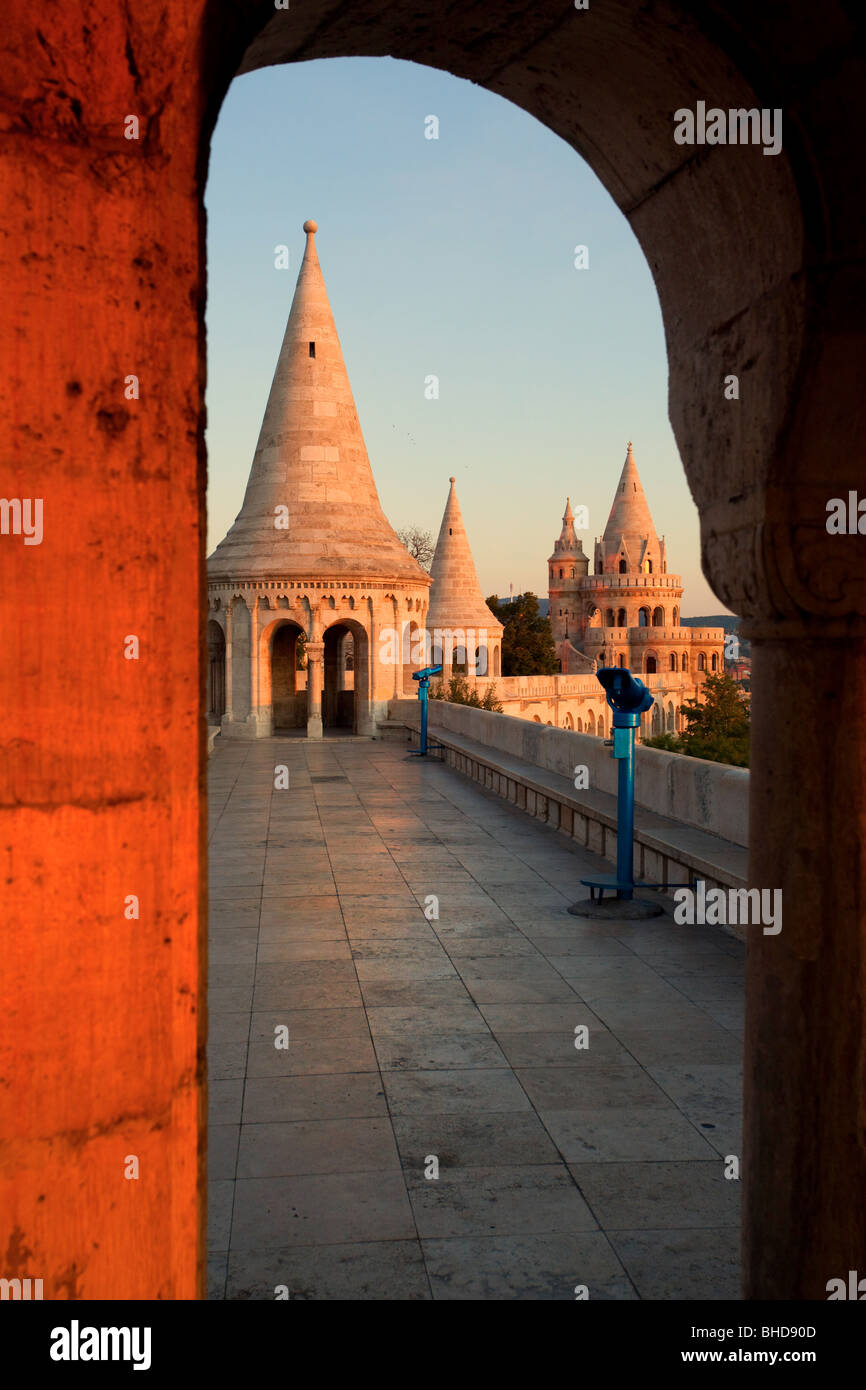 Du bastion des pêcheurs à l'aube Banque D'Images