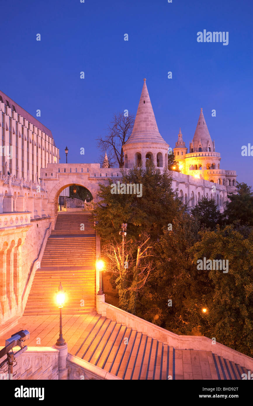 Du bastion des pêcheurs par nuit Banque D'Images