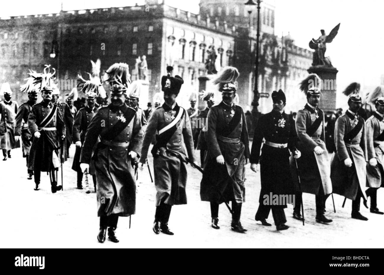 William II, 27.1.1859 - 4.6.1941, empereur allemand 15.6.1888 - 9.11.1918, avec ses fils, Berlin, 1.1.1913, Banque D'Images