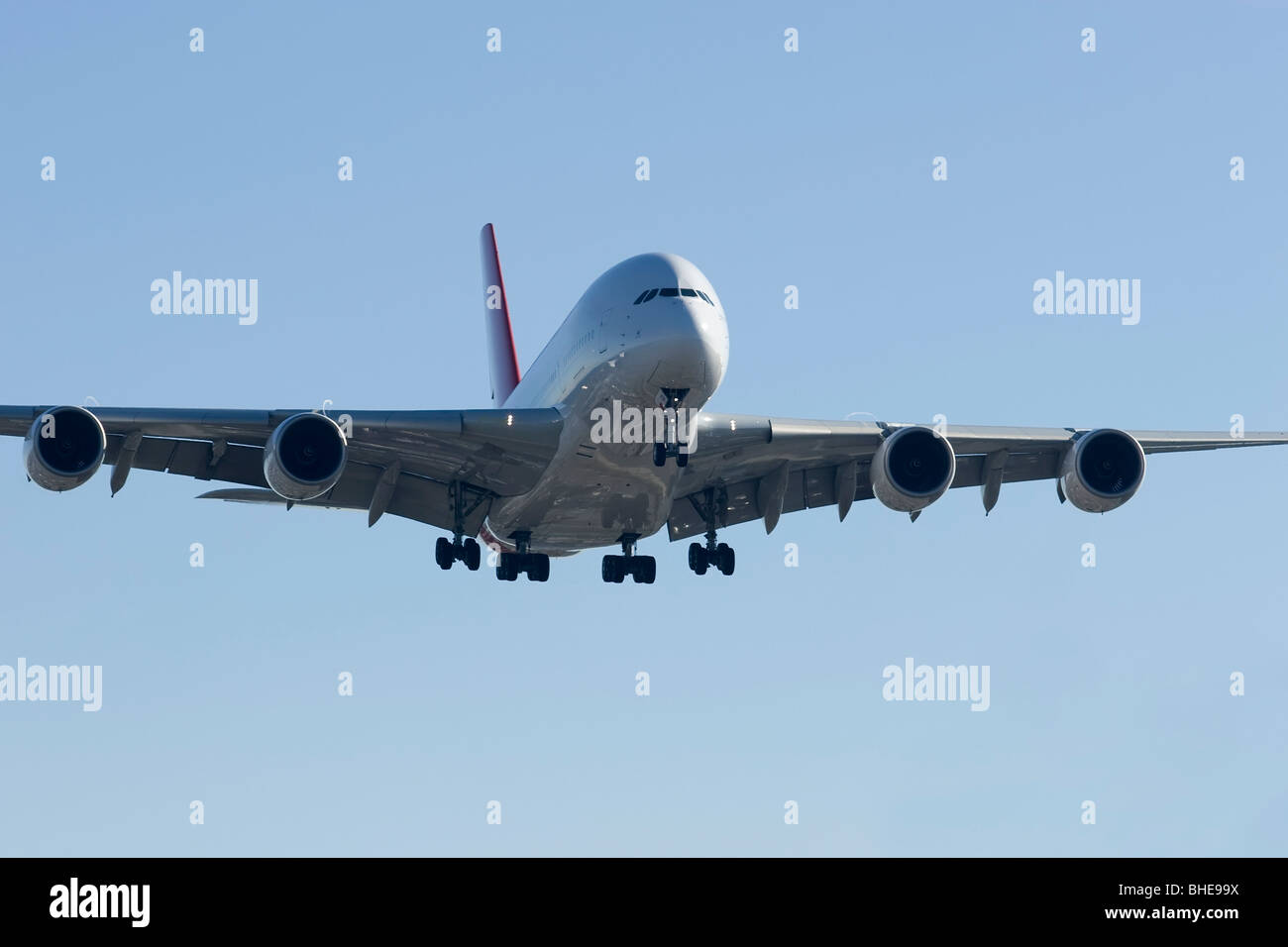 Approche à l'atterrissage de l'Airbus A380 Banque D'Images