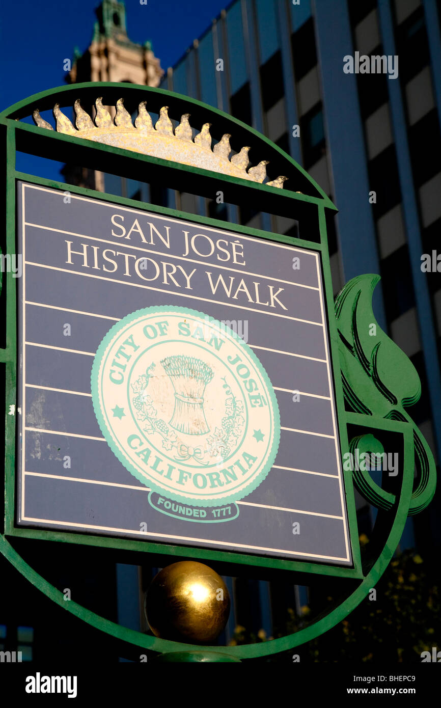 Pour signer l'histoire à pied, Santa Clara Street, San José, Californie, États-Unis Banque D'Images