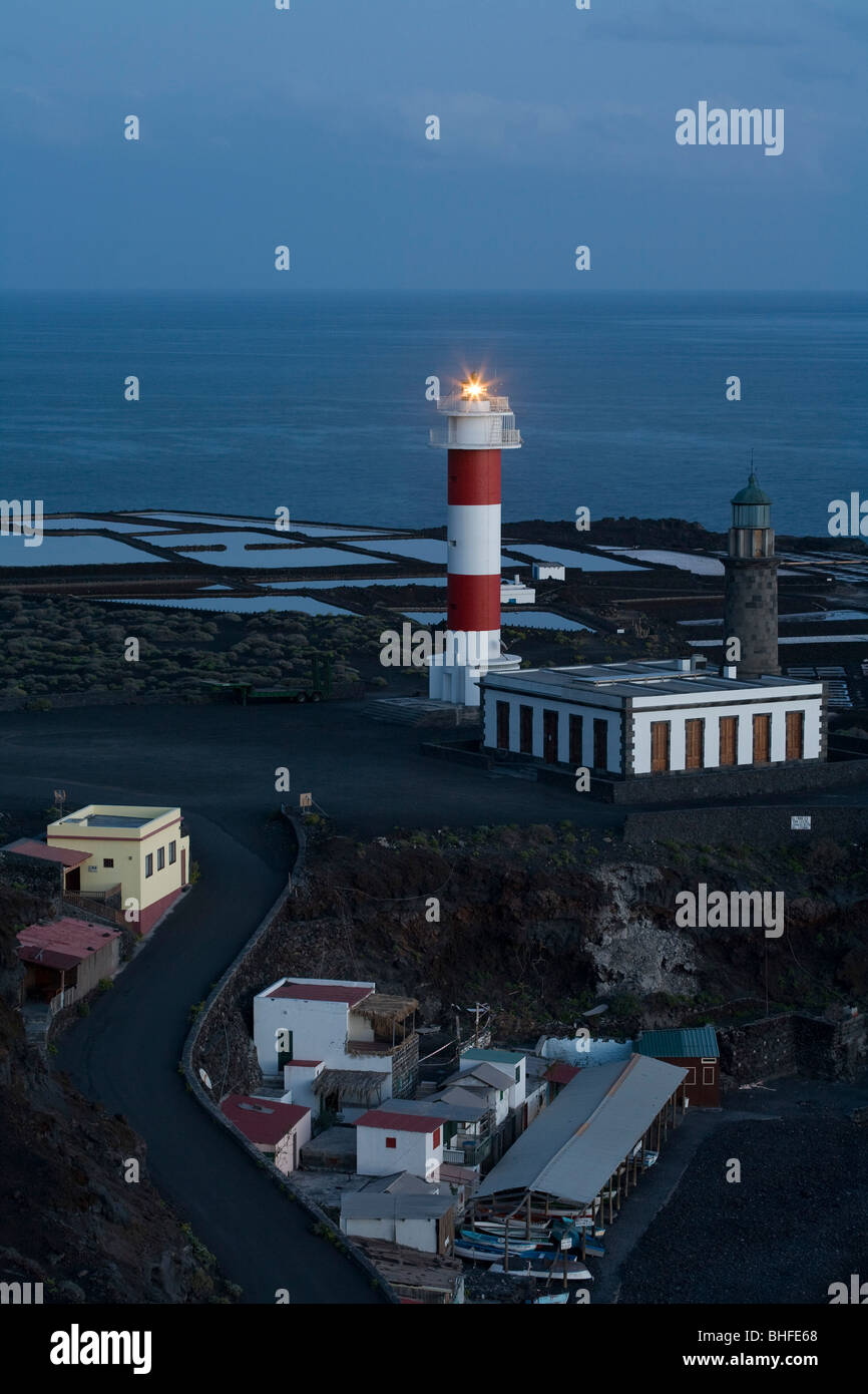 Phare port la nouvelle méditerranée Banque de photographies et d’images