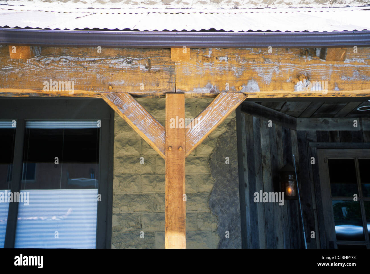 Poutre de support triangle structure architecture bâtir de solides forces post conjointe Banque D'Images