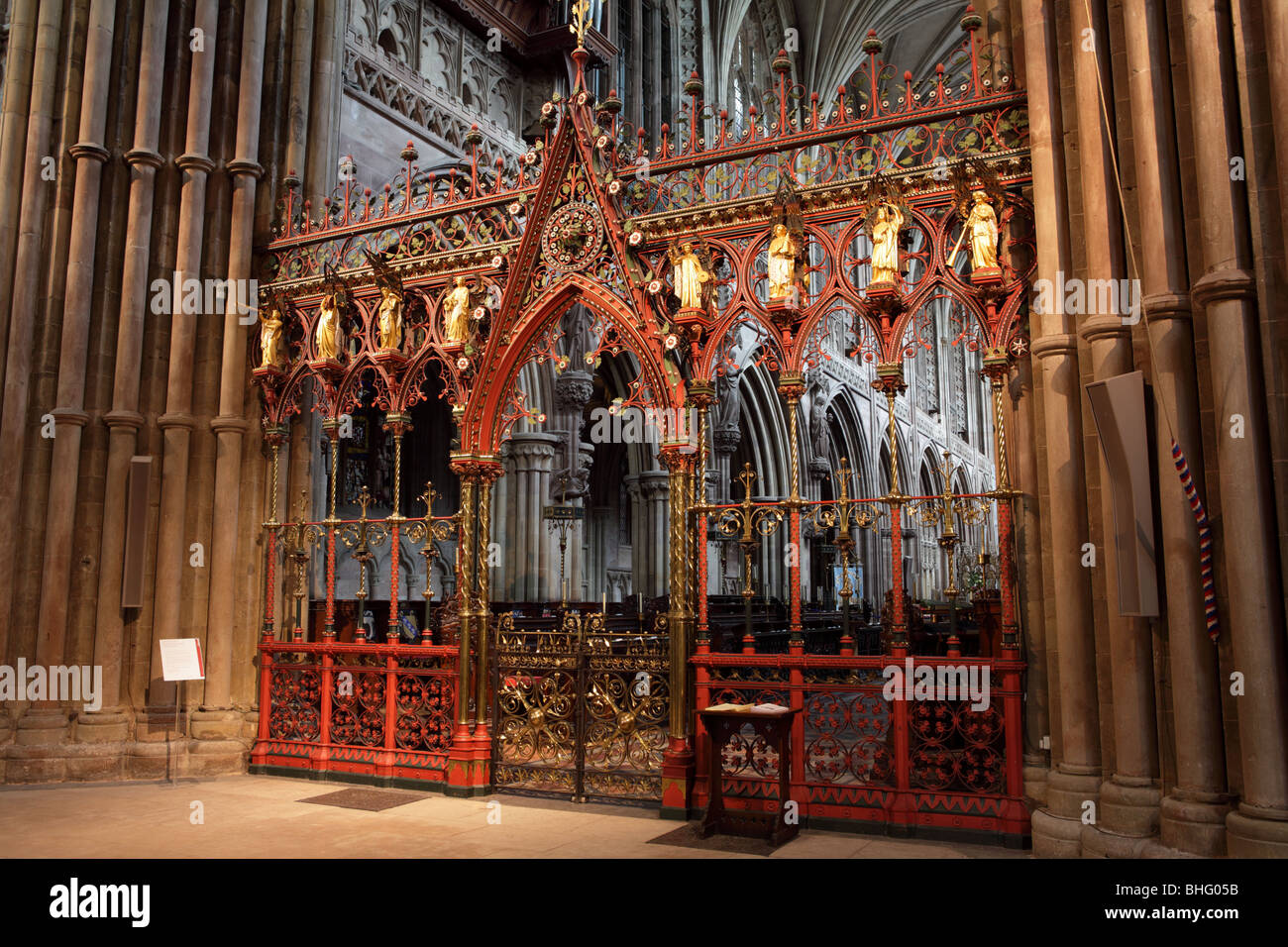Le magnifique écran de Chœur à la Cathédrale de Lichfield, conçue par Francis Skidmore et John Birnie Philip. Banque D'Images