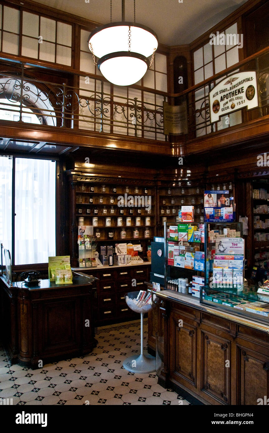 Vieux temps pharmacie ou pharmacie à Vienne Autriche Banque D'Images