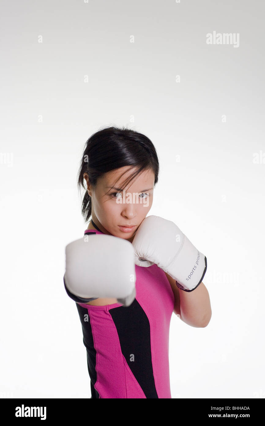 Femme de boxe. Banque D'Images