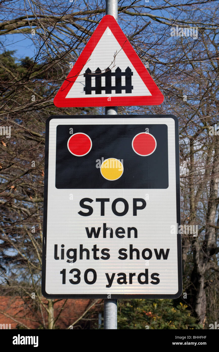 Signe de passage à niveau Banque D'Images