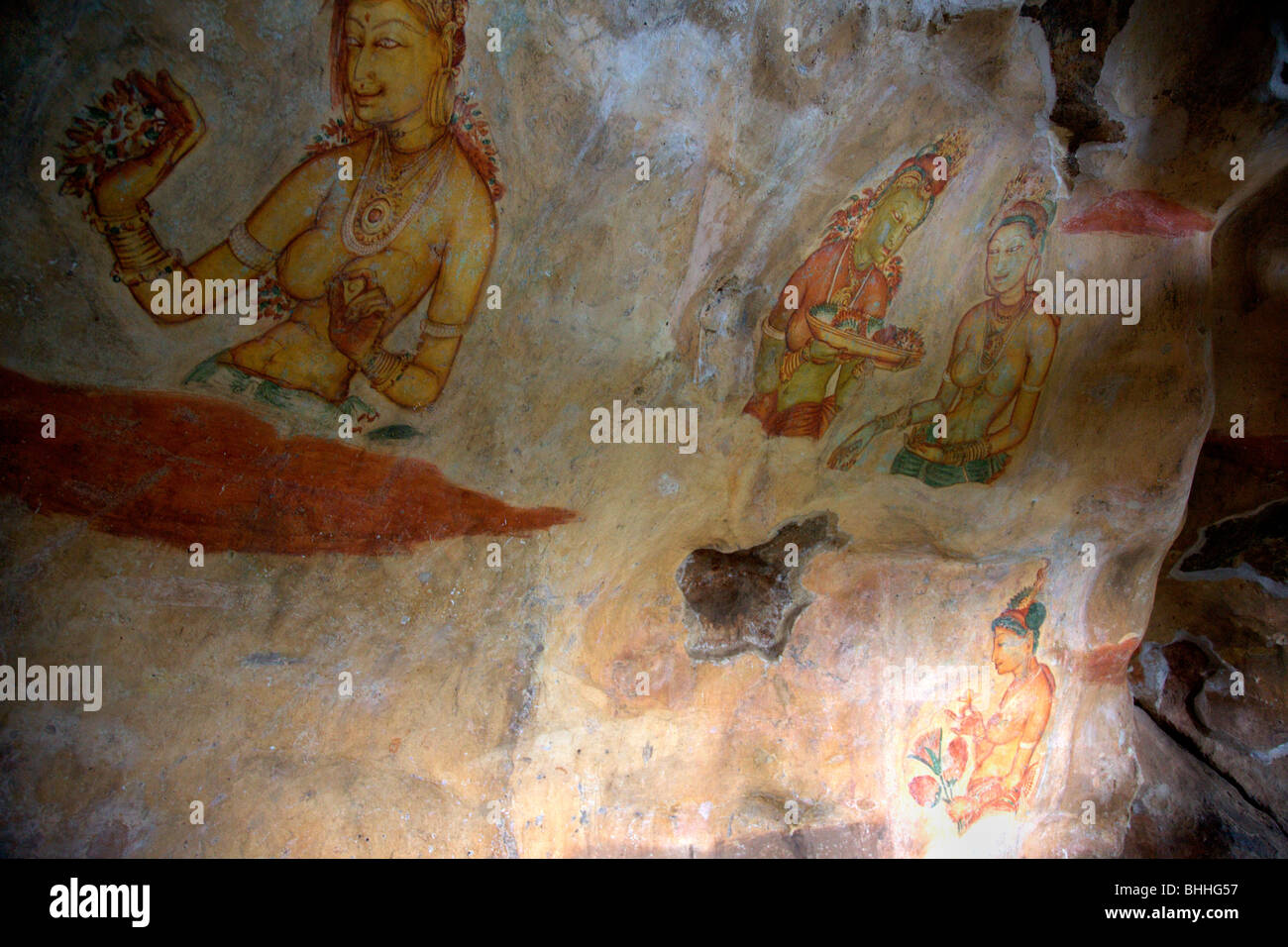 Sri Lanka, rocher de Sigiriya fresques peintures qui est un site du patrimoine mondial Banque D'Images