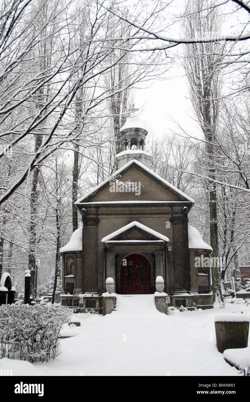 Cimetière couvert de neige Banque D'Images