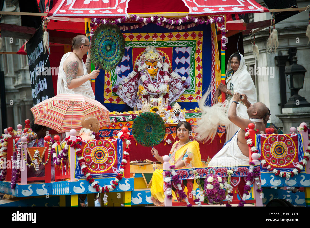 Char Rathayatra festival, Londres. Dame Subhadra sur un char dans Piccadilly Banque D'Images