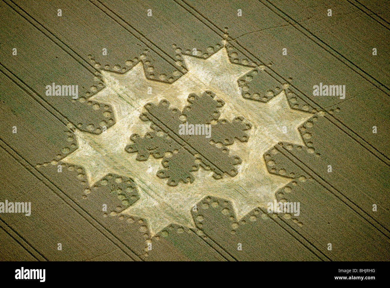 'Snowflake' crop circle, près de Alton Barnes, Wiltshire, 1997. Artiste : EH/RCHME photographe personnel Banque D'Images