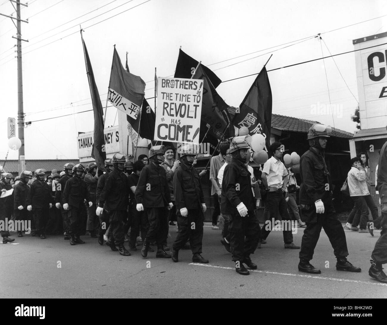 Géographie / voyages, Japon, politique, manifestations, étudiants manifestant contre la guerre au Vietnam, Tokyo, 1971, Banque D'Images
