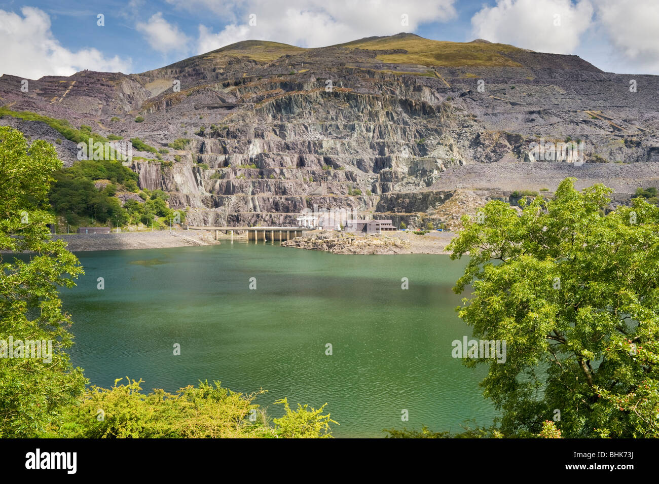 Dinorwig Power Station & Llyn Peris réservoir, Llanberis Pass, Parc National de Snowdonia, Gwynedd, au nord du Pays de Galles, Royaume-Uni Banque D'Images