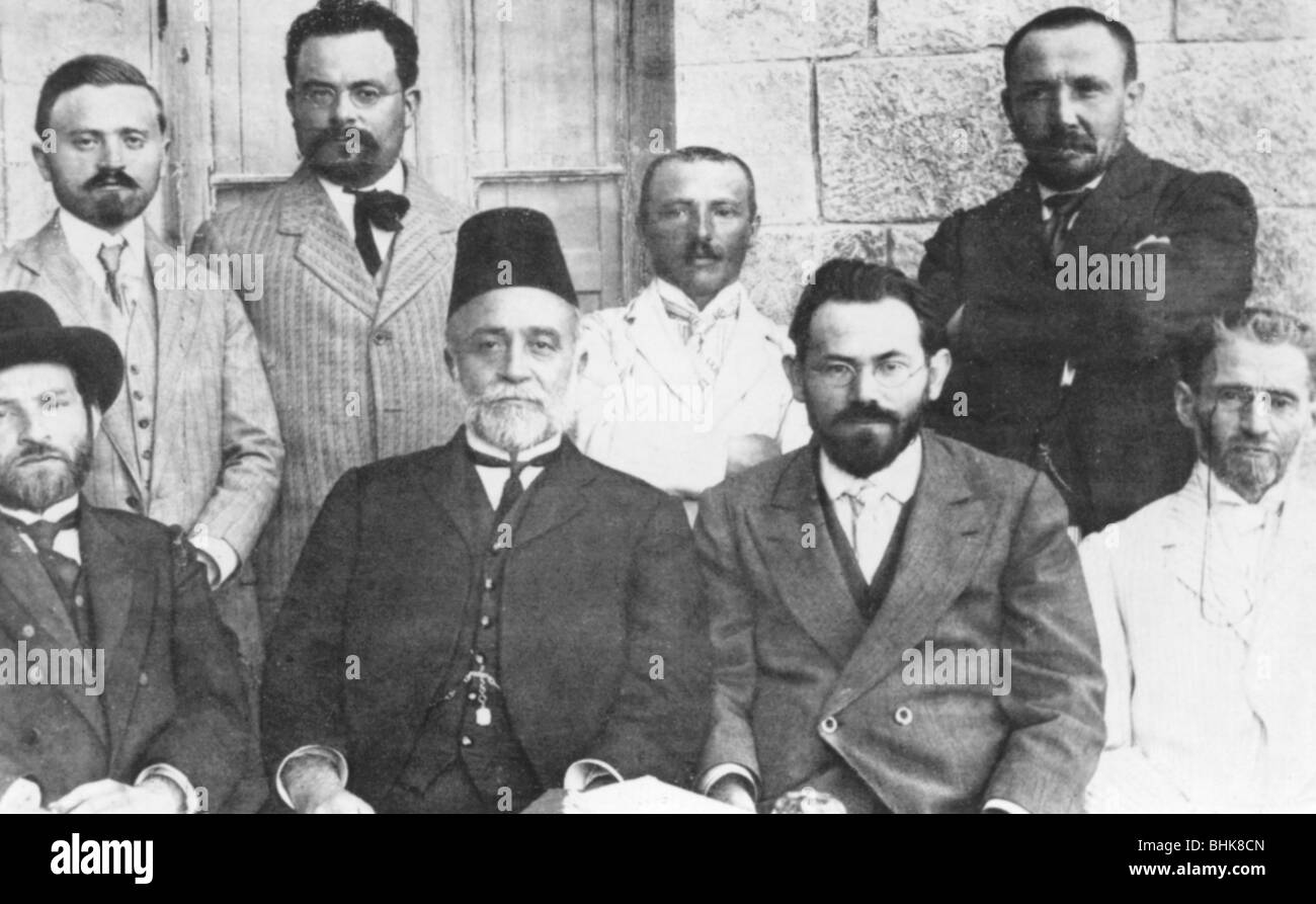 Les membres du Conseil de la langue hébraïque, 1912. Artiste : Inconnu Banque D'Images