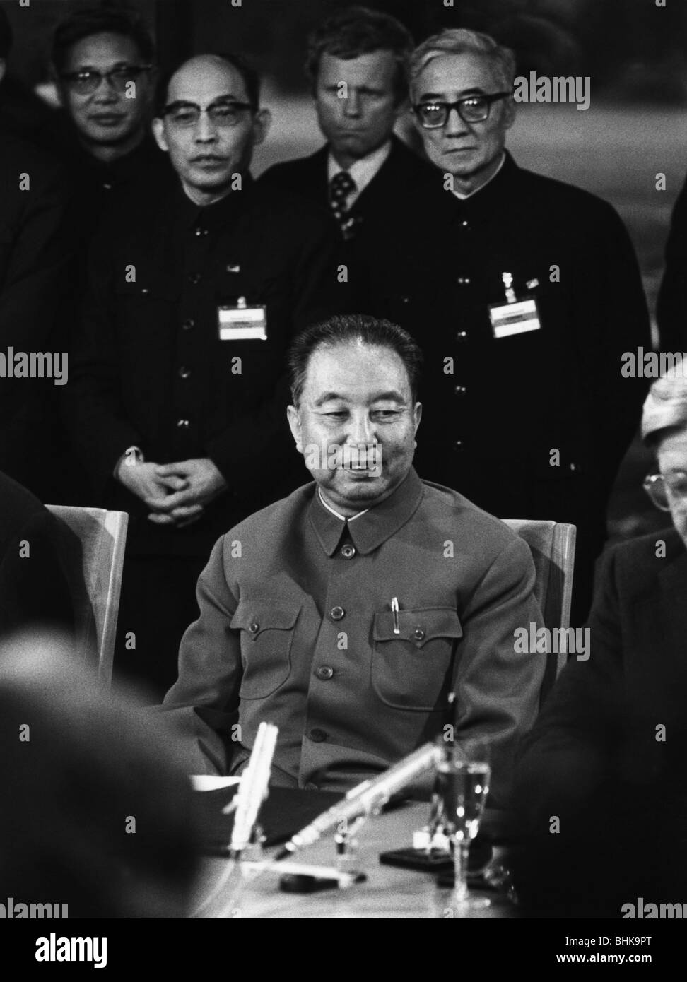 Hua Guofeng, 16.2.1921 -20.8.2008, politicien chinois, primier, demi-longueur, lors de la conférence de presse, Bundeskanzleramt, Bonn, 1979, Banque D'Images