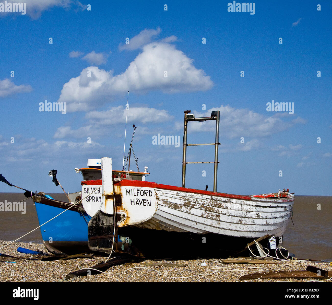 Bateaux de pêche sur la plage Banque D'Images