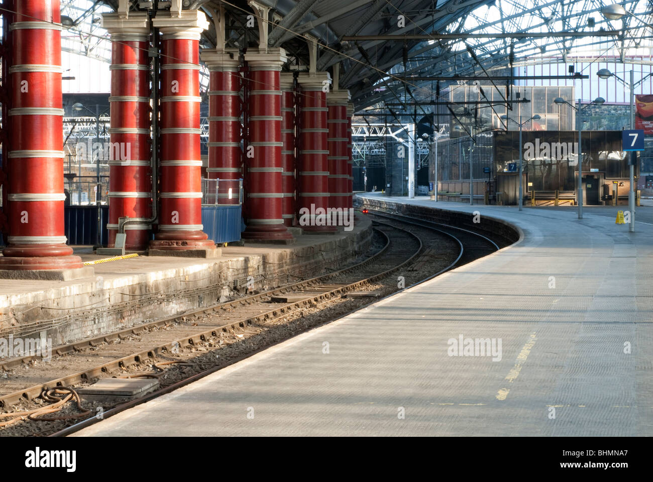 La gare de Liverpool Lime Street Platform Banque D'Images