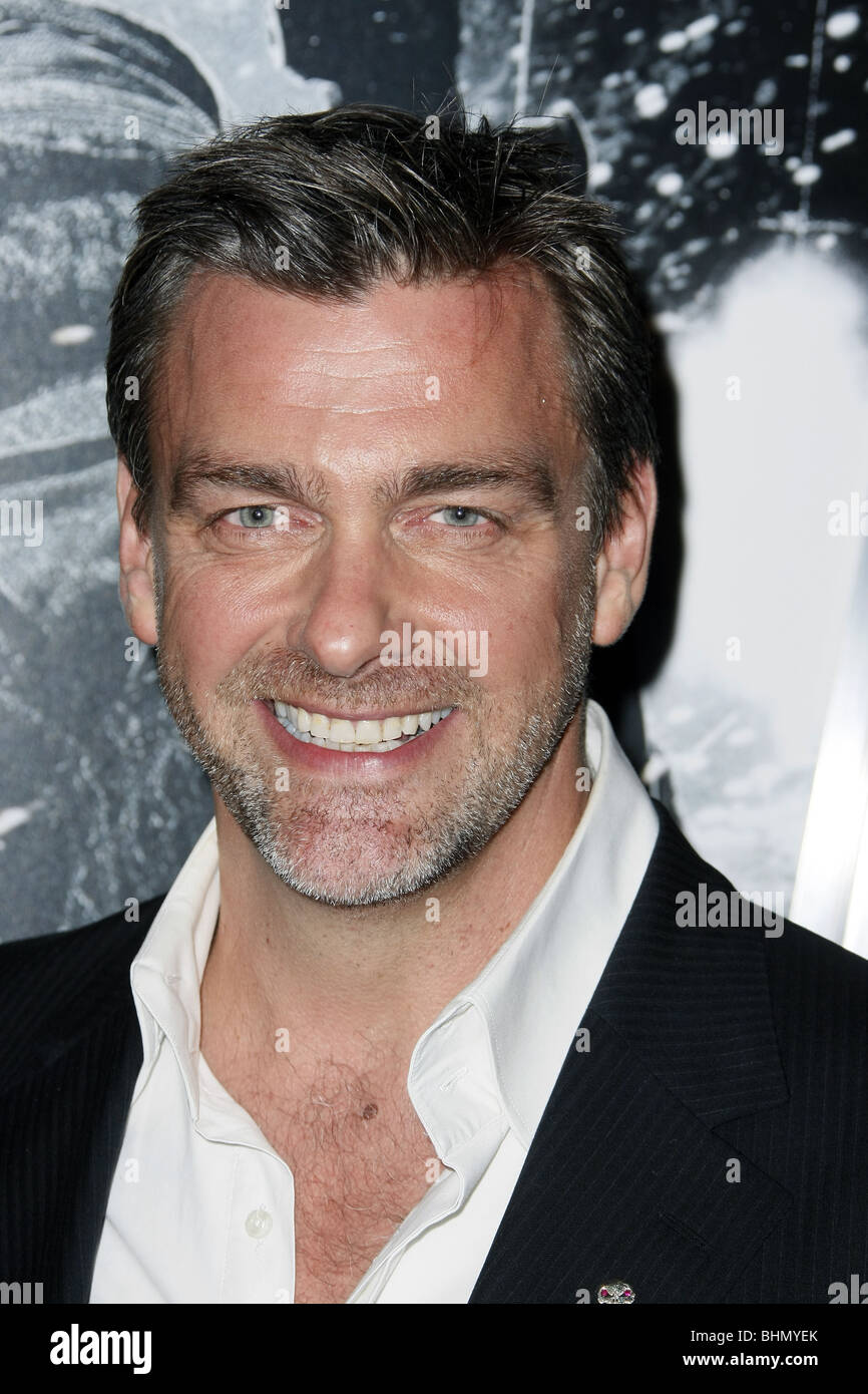 RAY STEVENSON PUNISHER WAR ZONE SCREENING HOLLYWOOD Los Angeles CA USA 01 décembre 2008 Banque D'Images