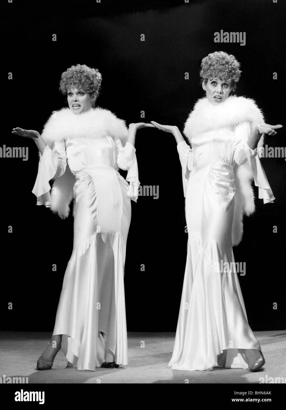 Kessler, Alice Et Ellen, * 20. 8.1936, actrices allemandes, danseurs, pendant un spectacle, années 1960, pleine longueur, Banque D'Images