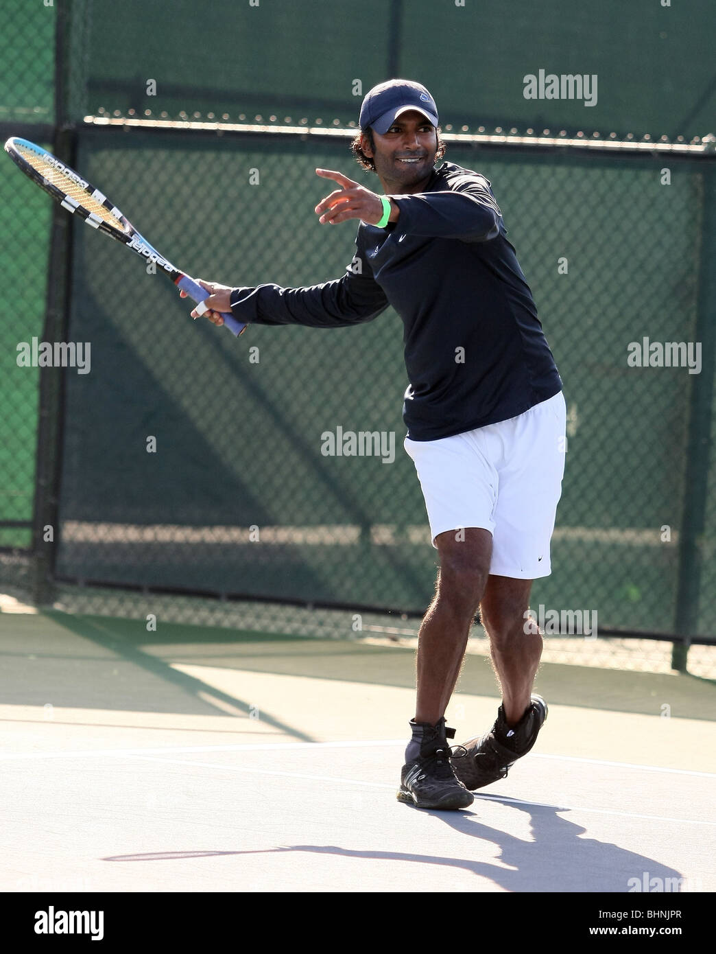 2009 Sendhil Ramamurthy CELEBRITY PRO AM POUR METTRE FIN À LA SP TENNIS TOURNAMENT LOS ANGELES CA USA 14 novembre 2009 Banque D'Images