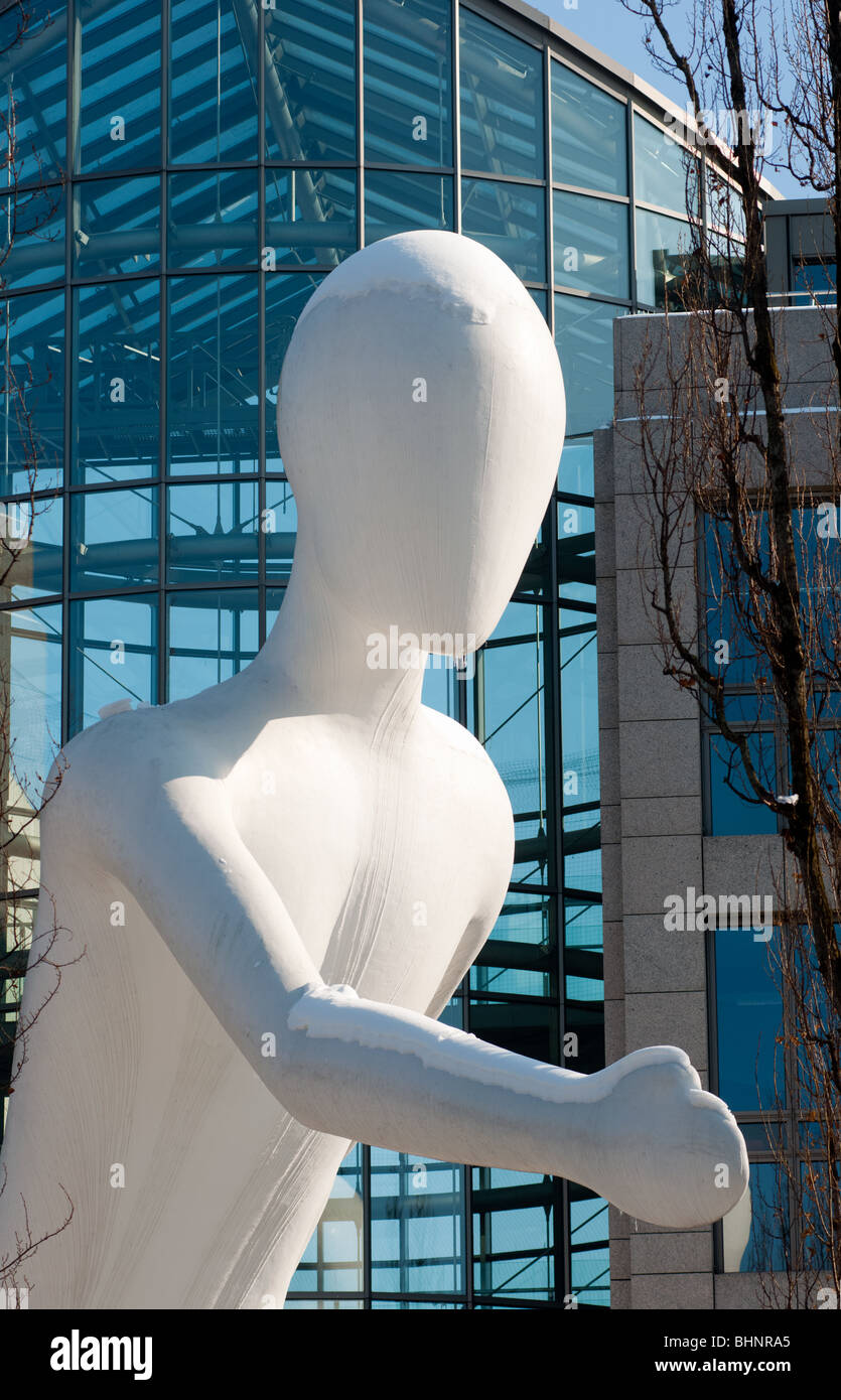Sculpture géante à Munich, Allemagne Banque D'Images