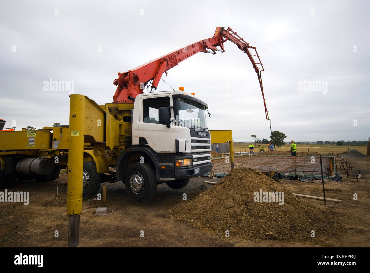 Camion pompe à béton à haute pression Banque D'Images