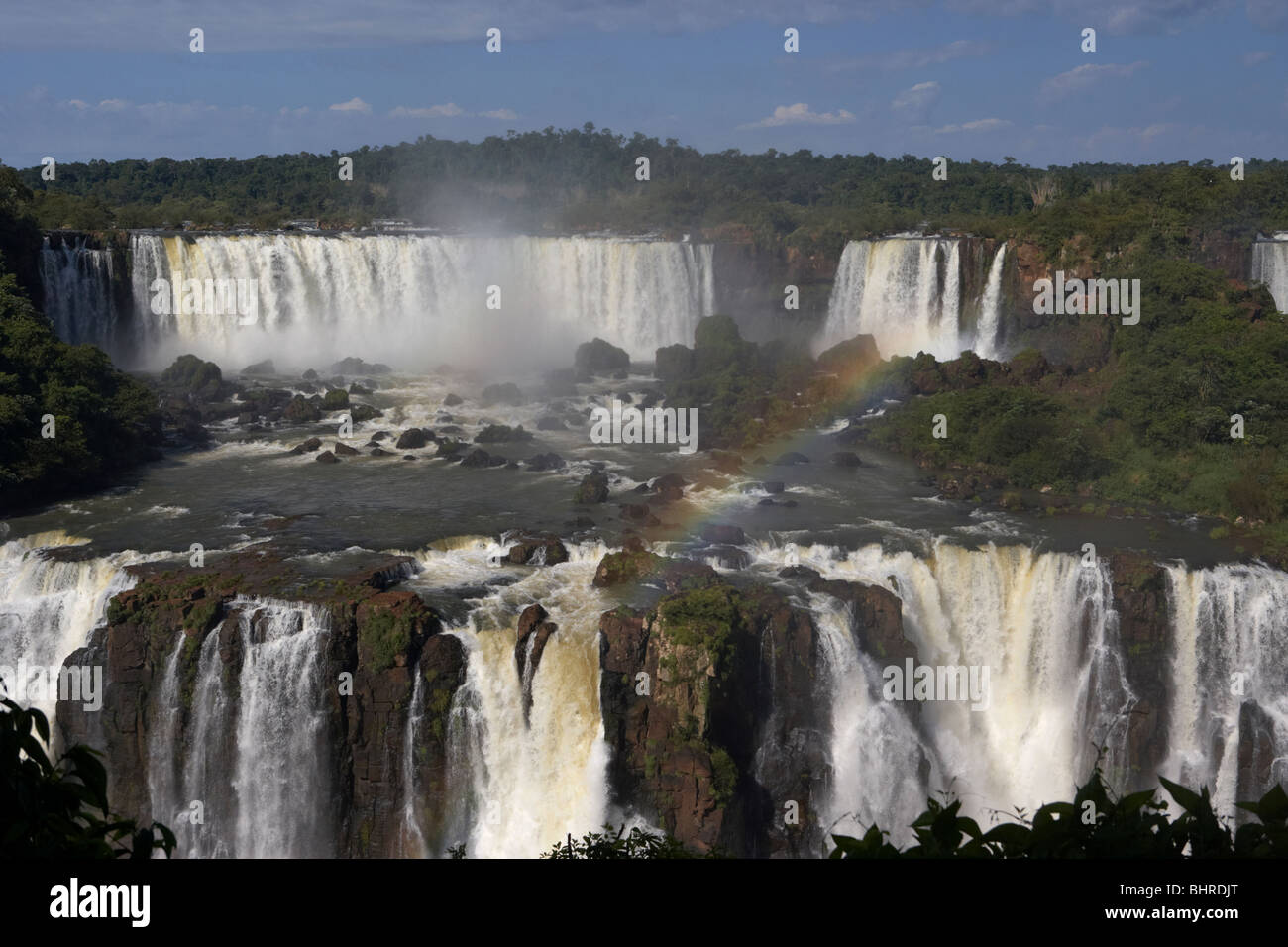 Chutes d'Iguaçu et l'île San Martin vu du côté brésilien d'Iguaçu parc national, l'État de Parana, Brésil, Amérique du Sud Banque D'Images