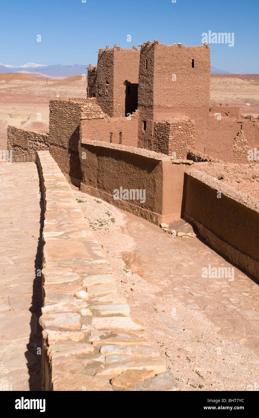 Vue de l'ancienne kasbah d'Ait Benhaddou Site du patrimoine mondial de l'UNESCO, le Maroc. Banque D'Images