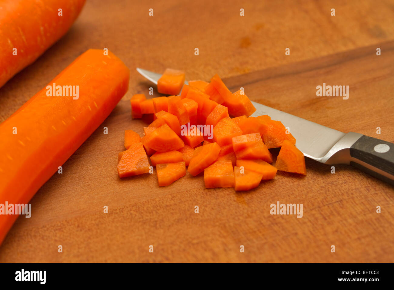 Couper les carottes Banque D'Images
