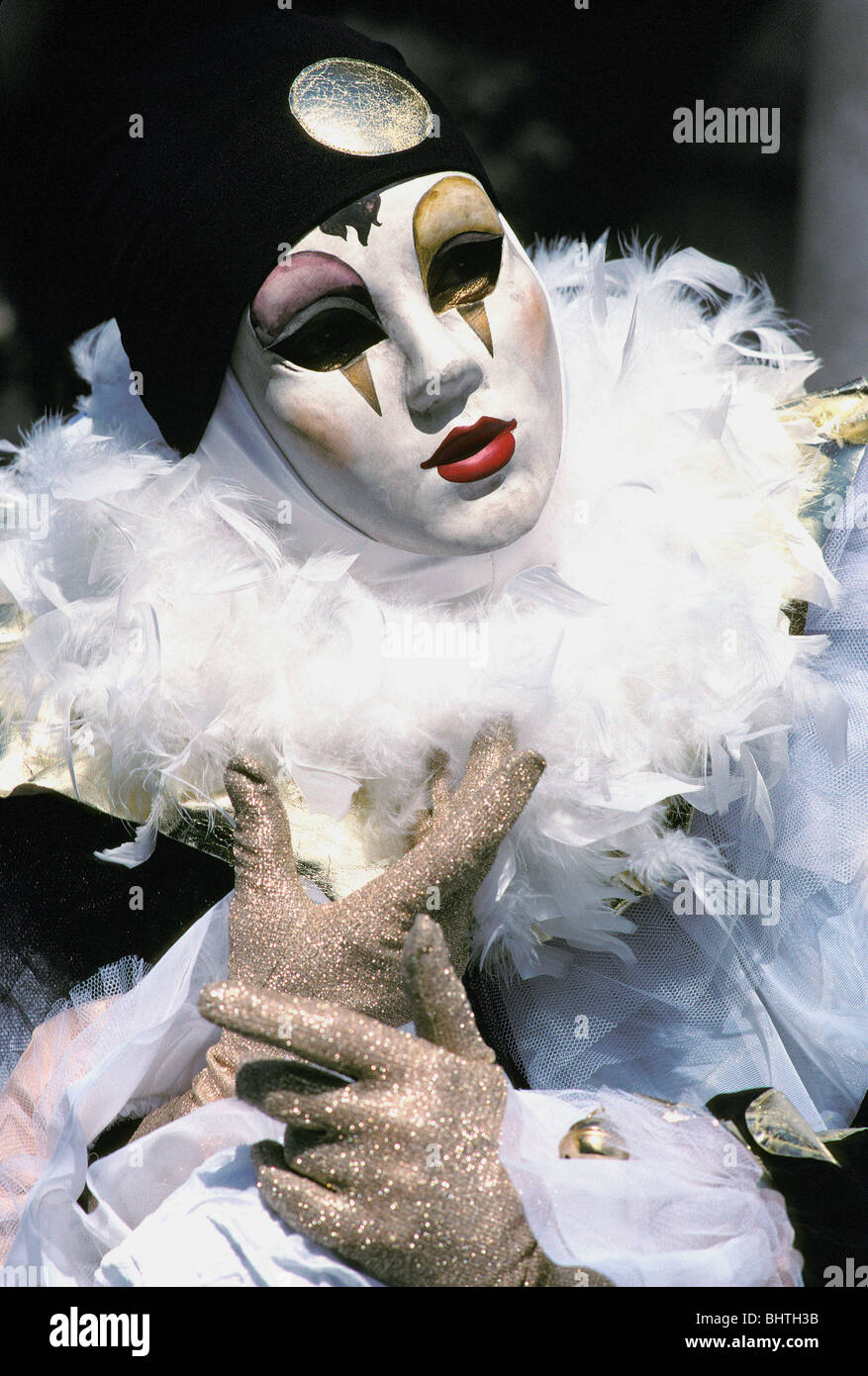 Personne qui porte le costume type Pierrot au Carnaval de Venise, Italie Banque D'Images