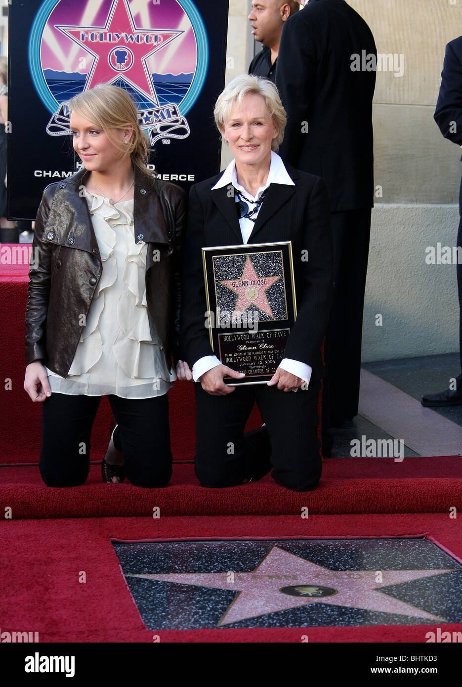 ANNIE GLENN CLOSE GLENN CLOSE STARKE HONORÉ AVEC UNE ÉTOILE SUR LE Hollywood Walk of Fame HOLLYWOOD Los Angeles CA USA 12 Janua Banque D'Images