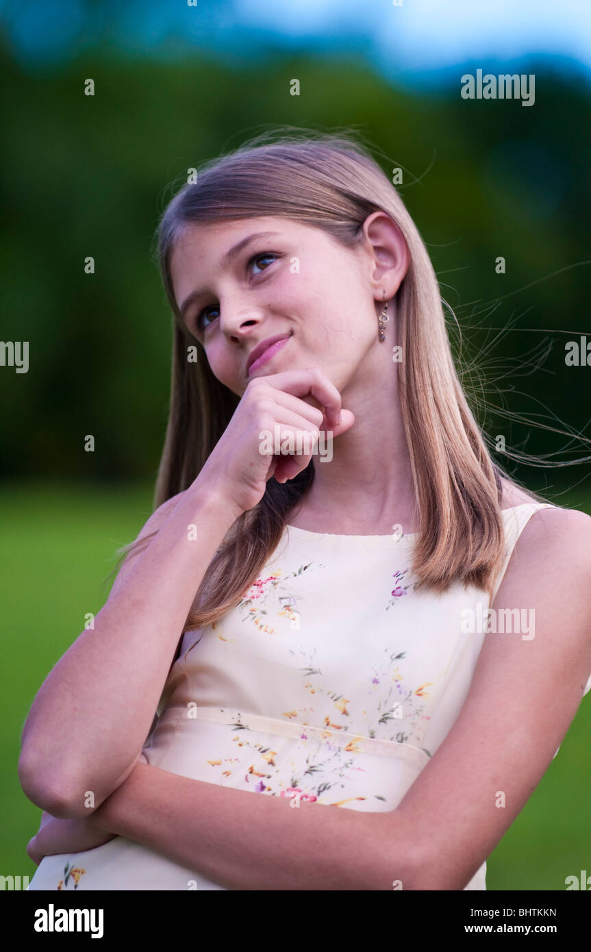 Fille de 11 ans Banque de photographies et d’images à haute résolution