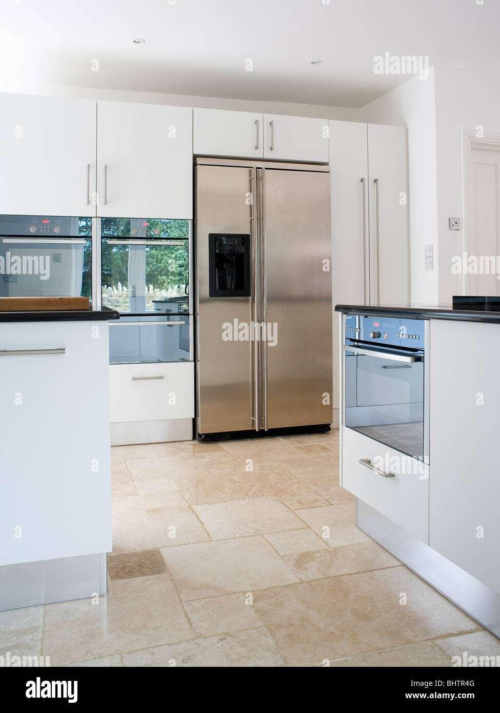 Réfrigérateur Américain Haier HRF-521DS6 Gris – Double Porte Côté à Côte, A+, Distributeur D'eau Et Glaçons