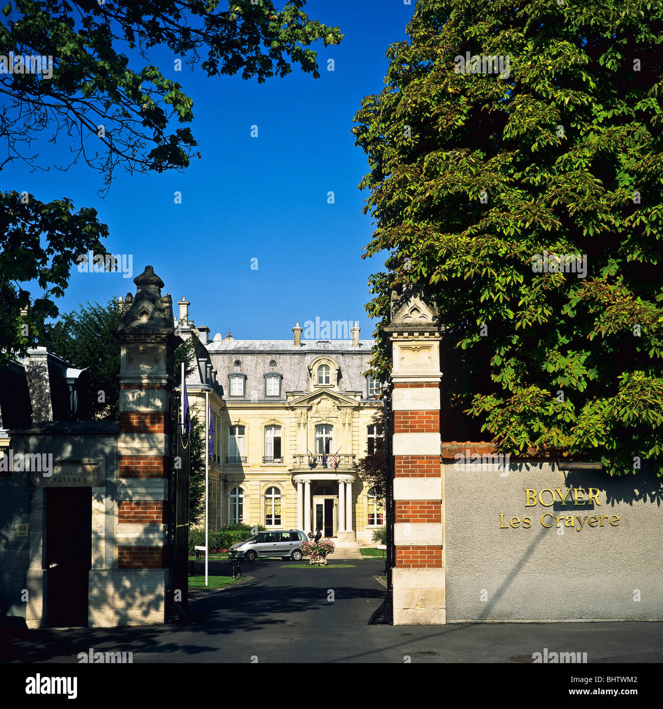 Entrée hôtel et restaurant de luxe les Crayères, ancien Duc de Polignac Palace, Reims, Marne, Champagne, Grand est, France, Europe, Banque D'Images