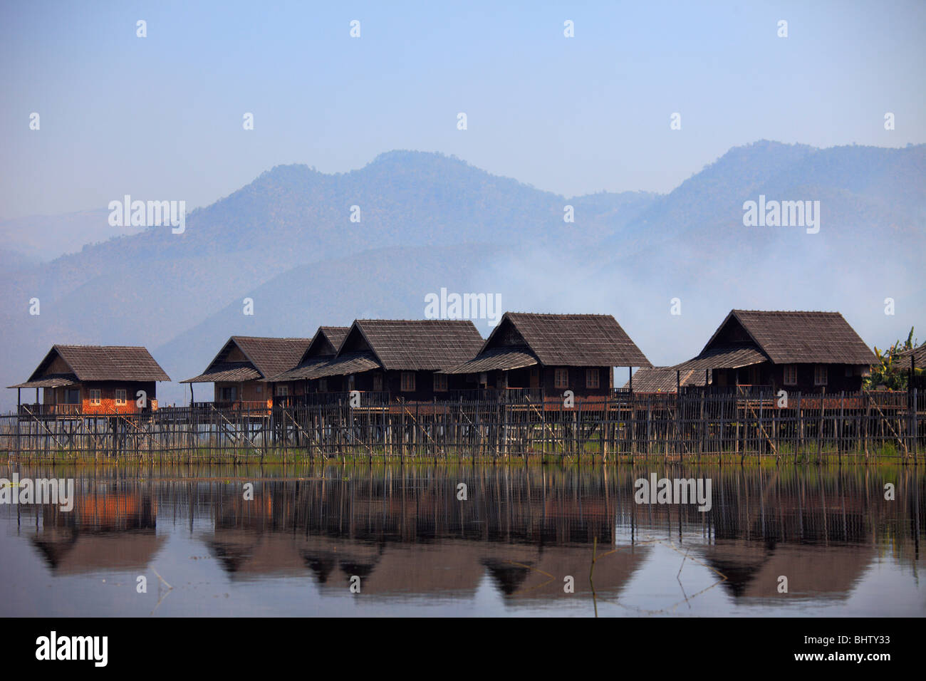 Le Myanmar, Birmanie, lac Inle, hôtel de villégiature, l'État de Shan, Banque D'Images