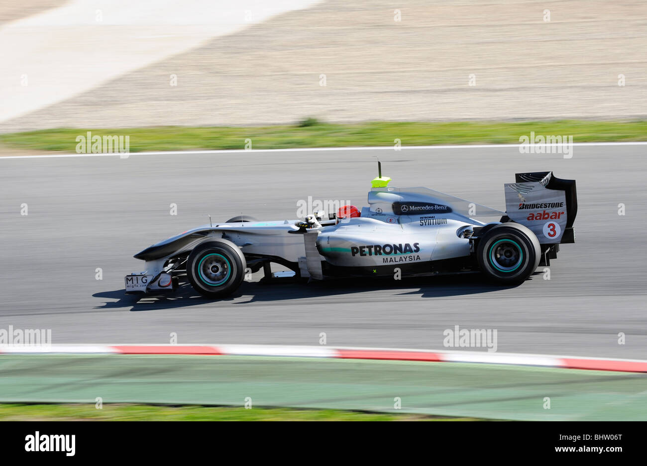 Michael Schumacher au volant de l'équipe Mercedes GP Petronas au cours des essais sur le circuit de Catalunya, Espagne, 2010 Montmelo Banque D'Images